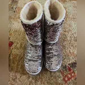 Women’s UGG sequin fur boots